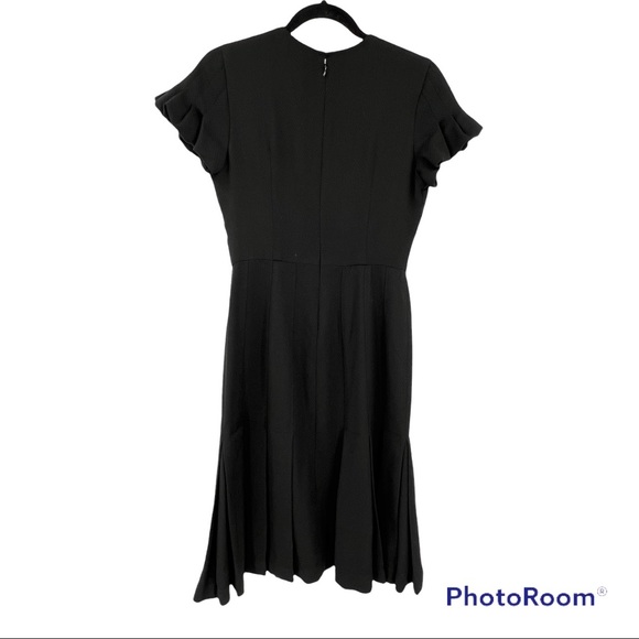 TRACY REESE New York Black Pleated Dress SZ 4 Form Fitting Cocktail Dresses - Picture 4 of 7